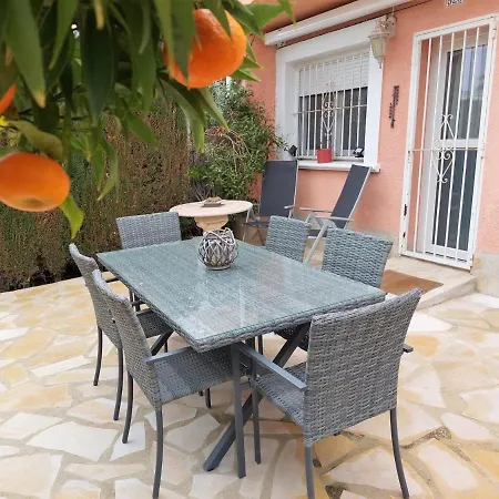 Casa Mandarina Holiday home *